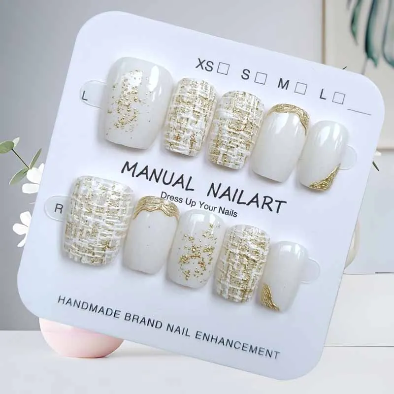 10 قطعة زهرة ذهبية عين القط ضوء فاخر ثلاثية الأبعاد تصميم اضغط على الأظافر مزاجه تظهر أوف وايت صغيرة طازجة زهرة الأظافر وهمية