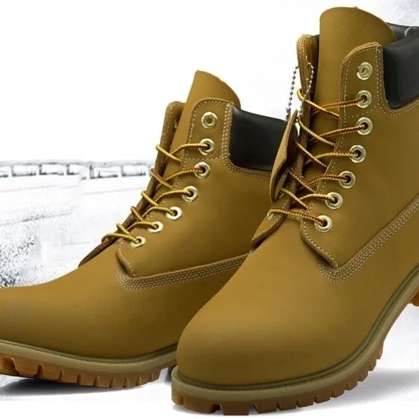 2025 New Comfortable Anti-Slip Outdoor Hiking Boots Designer Autumn Hiking Boots Premium Casual Sports Shoes