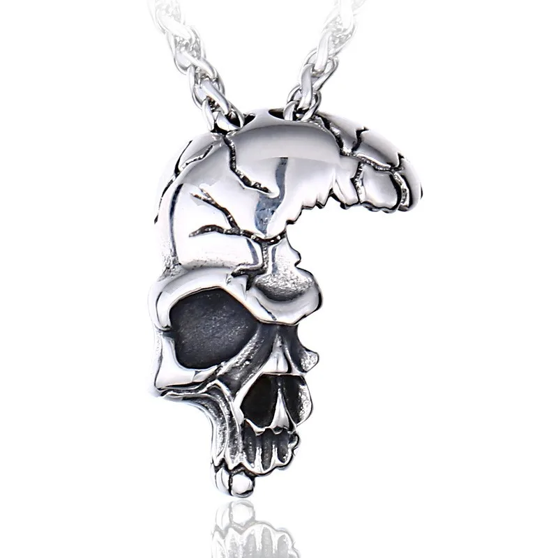 Broken Half Face Skull Pendant Necklace Men'S Fashion Locomotive Rock Punk Jewelry Antique Sweater Necklace