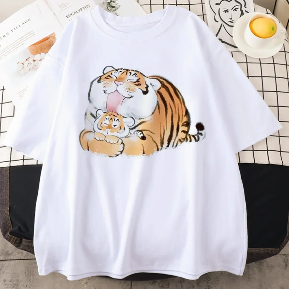 Fat tiger Heartbeat Funny Print Women T Shirt Summer Casual Short Sleeve Shirt Harajuku Tops Female T-shirt Cute Cartoon Clothes