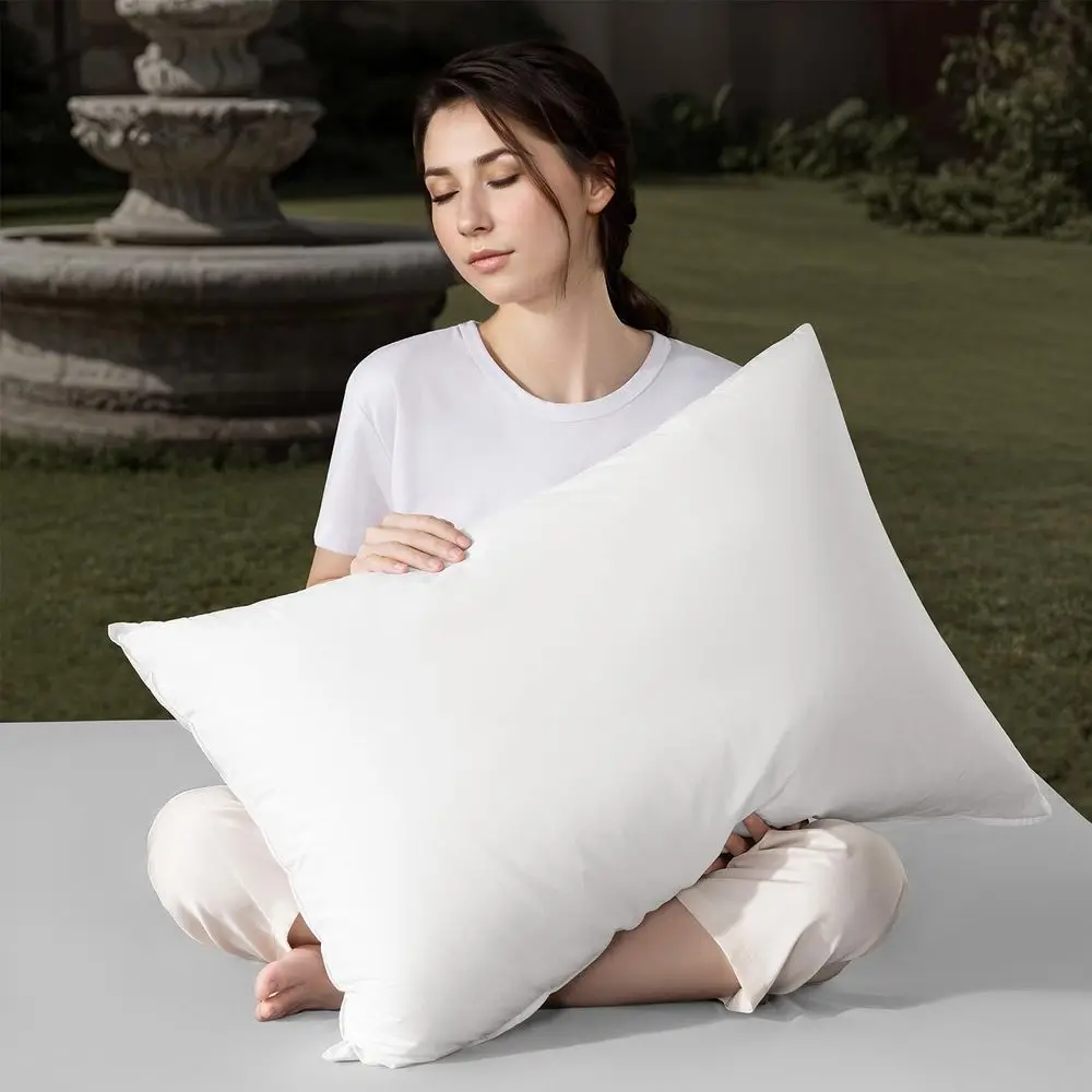 Cuscini di lusso in piuma d'oca bianca 750 Fill Power, 100% cotone, set di dimensioni standard di 2 (20 x 26) per chiodini laterali e posteriori