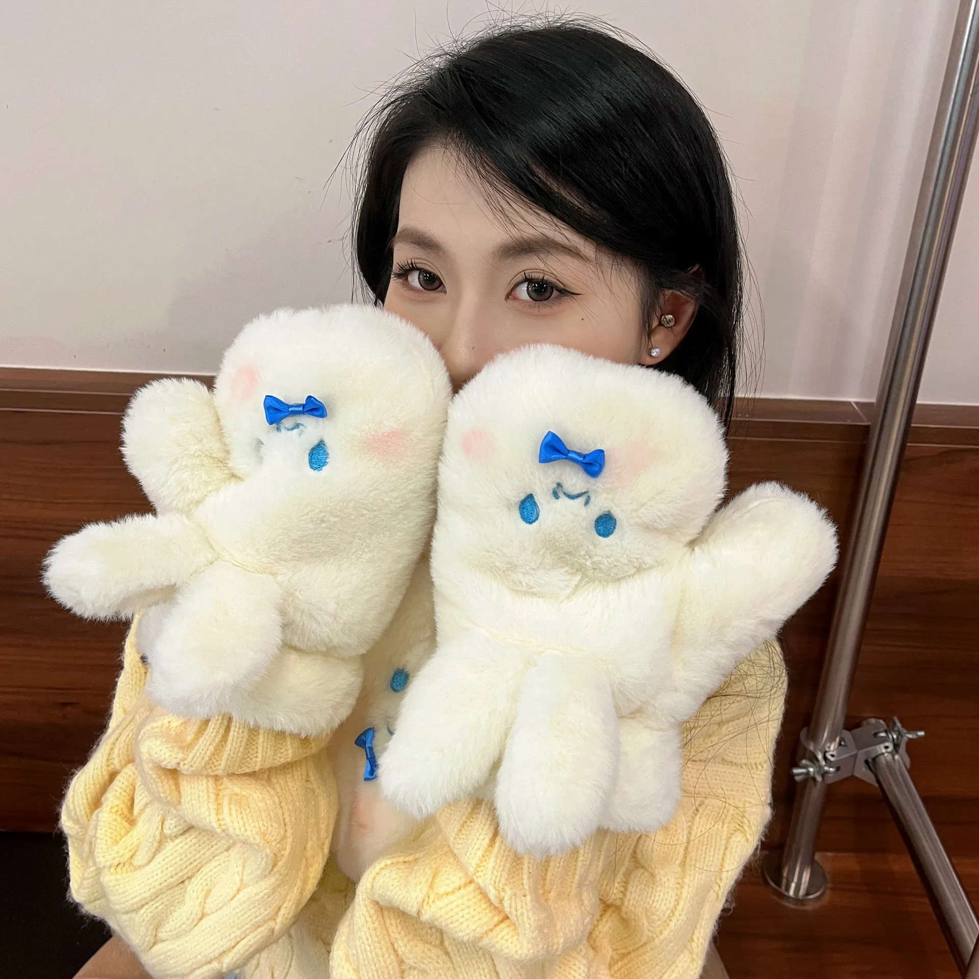 2023 New Anime Sanrio Soft Plush Gloves Cinnamoroll Full Finger Mittens Muffler Winter Kawaii Warm Thicken For Christmas Gifts