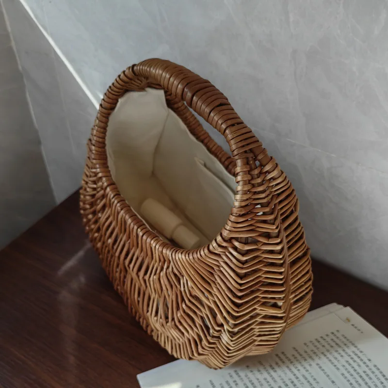 Bohemian Wicker Rattan Bag Handmade Woven Basket Bags for Women Handbags Summer Bali Straw Bags Designer Travel Beach Bag Clutch