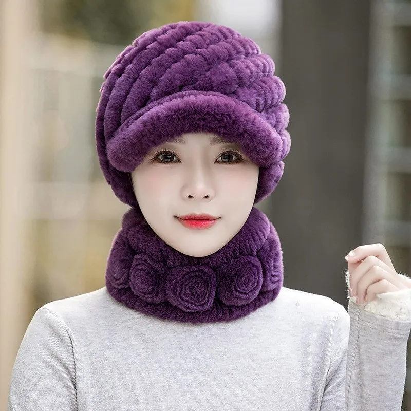 A fur hat for women to keep warm in autumn and winter fashionable versatile scarf middle-aged elderly mothers