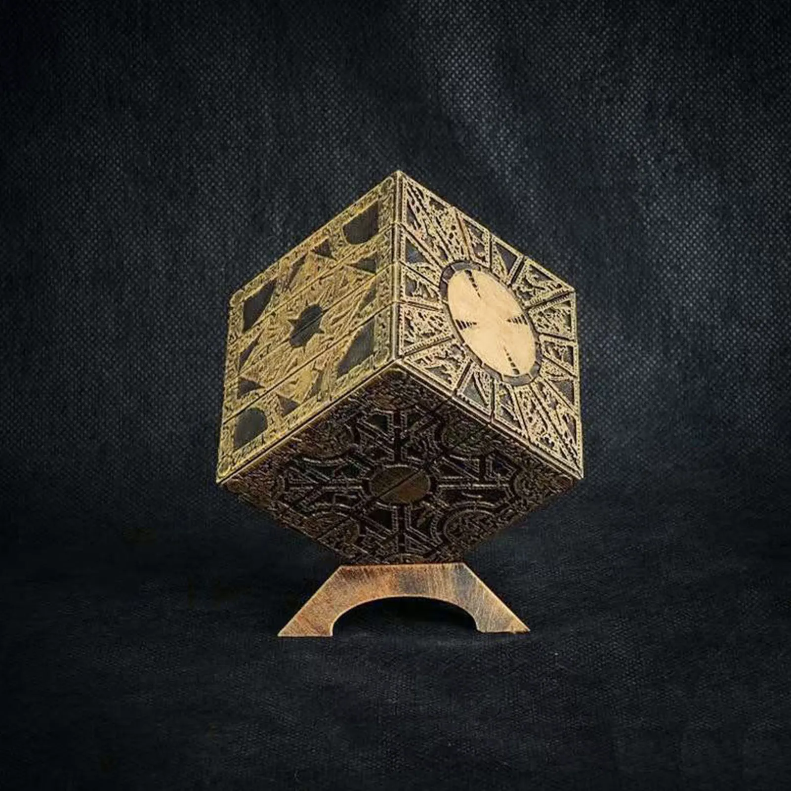 Terror Film Hellraiser Serie Lament Configuration Educational Puzzle Box Cube Prop Built-in Locking System Dropshipping