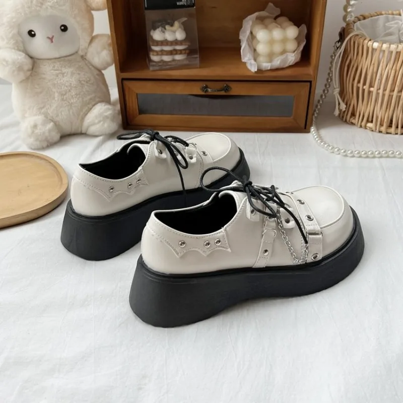 2026 Chunky-Plateau-Pumps für Damen, Schleifen-Keilabsatzschuhe, Lolita-Schuhe, Damen-Herz-Knöchelschnalle, schwarze Schuhe – Detail 22