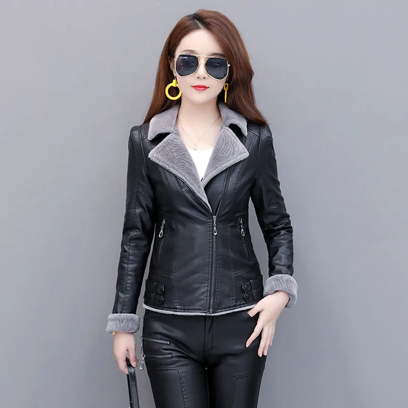 FashionLoose Haining Leather Leather  Women's Short  New Winter Fleece Thick Sheepskin  Fur Integrated Warm Coat Tid