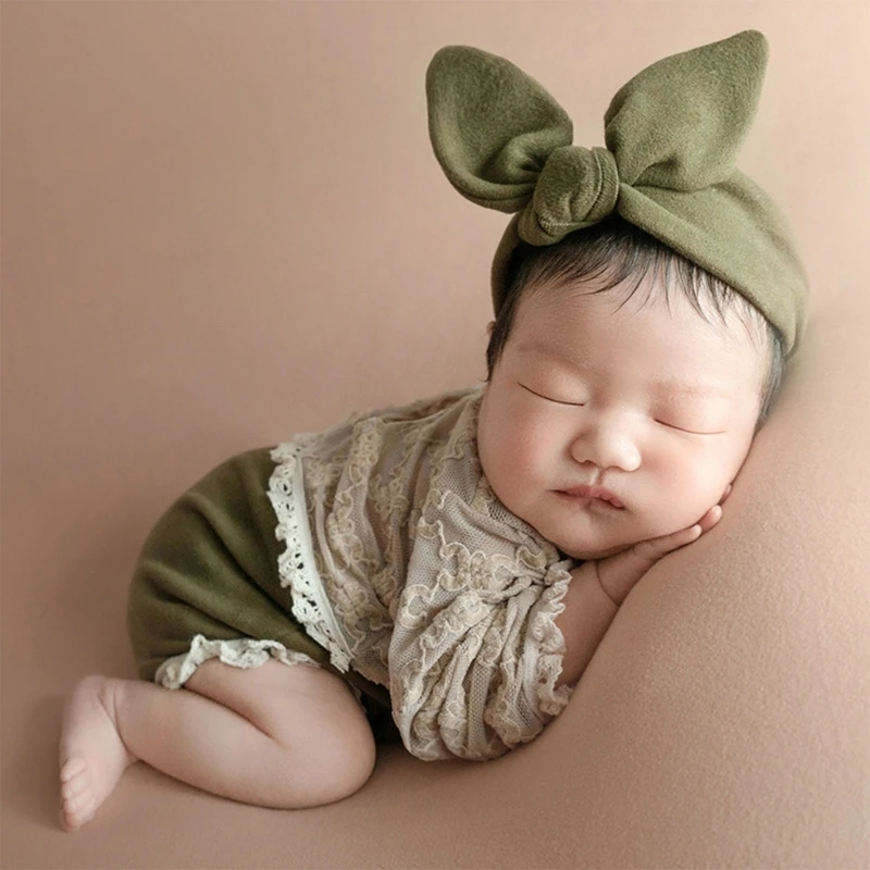 

F62D Infant Photograph Romper & Bow Headband Lace Jumpsuits Photo Clothes Baby Photoshoot Clothes Newborns Shower Gift