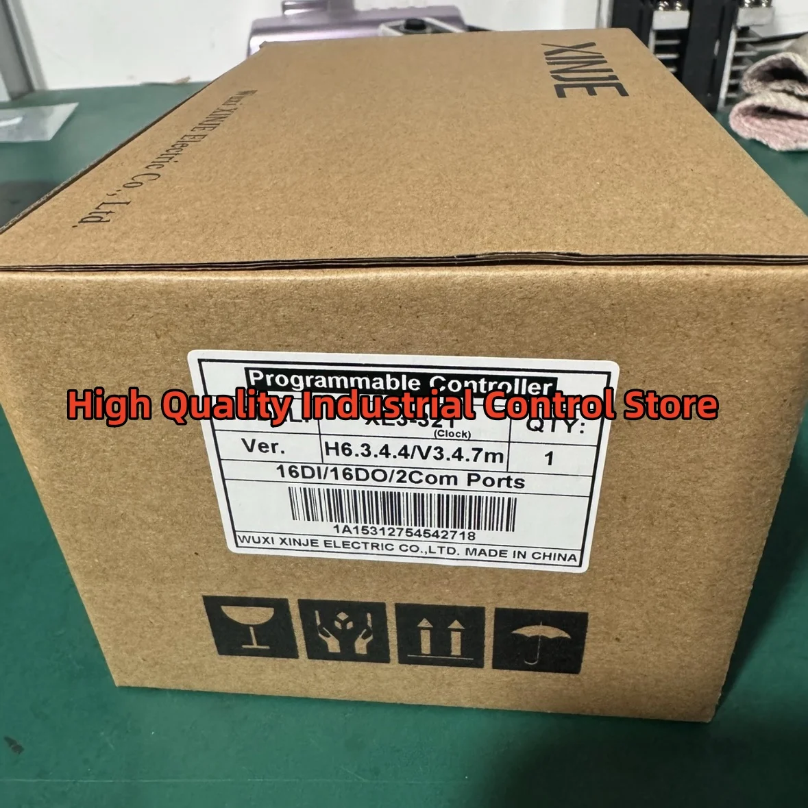 

XL3-32T PLC Module brand new
