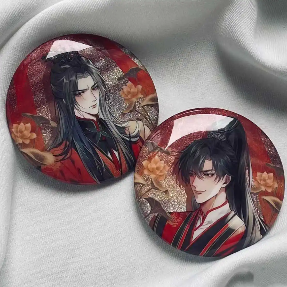 

Anime Badge The Husky and His White Cat Shizun Mo Ran Chu Wanning Cosplay Costume Badge Pin SPTE Tinplate Brooch Prop Xmas Gift