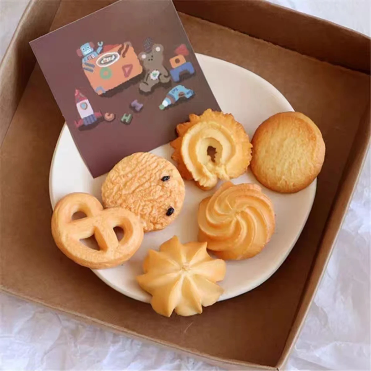 A pack of 5pcs cartoon simulation biscuit hairpin cute biscuit clip food clip funny side clip bangs clip student girl heart head