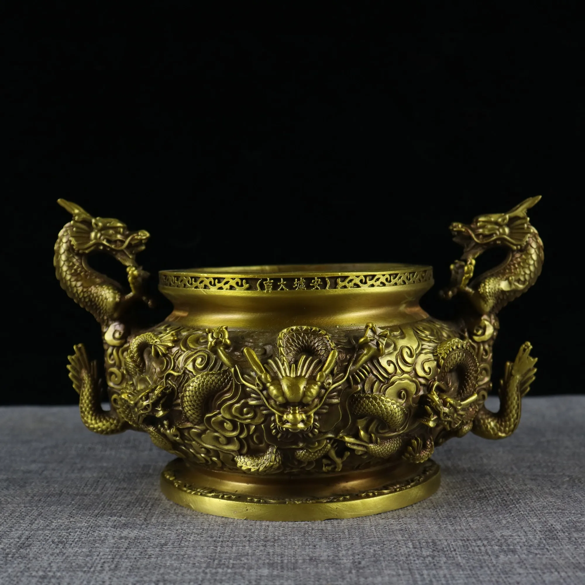 

Pure Copper Kowloon Incense Burner Flat-Bottomed Ornament Enshrined In The Ancestral Hall