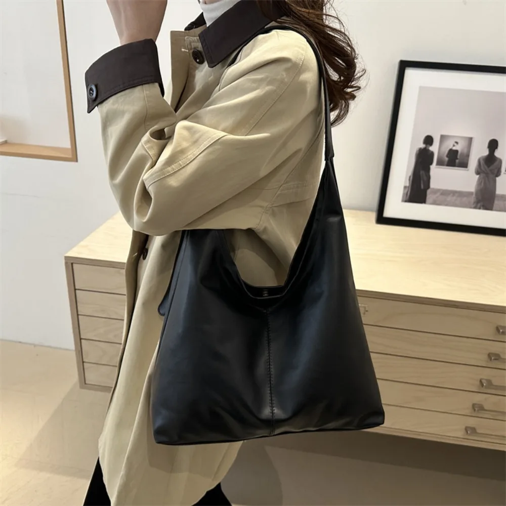 

Vintage Style Tote Bag for Women - Premium PU Leather Shoulder Bag, Spacious Work Commuter Hobo Bag, Elegant Everyday Purse