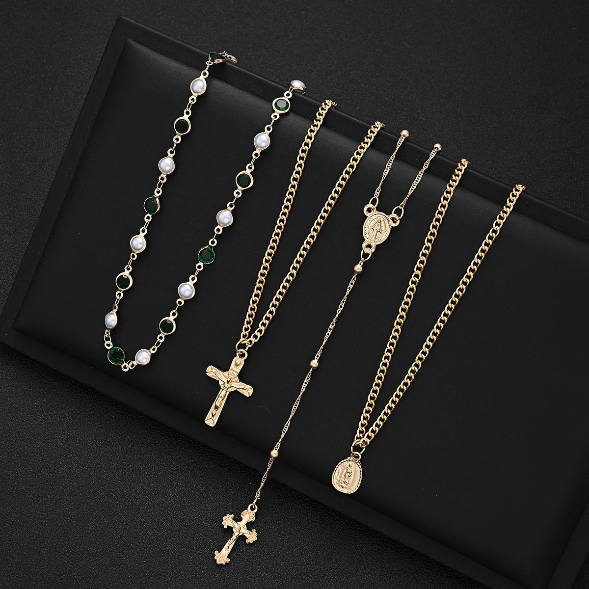 Kadınlar için 4 adet altın ren - Pearl Trim Chain incelemesi ve fiyatı