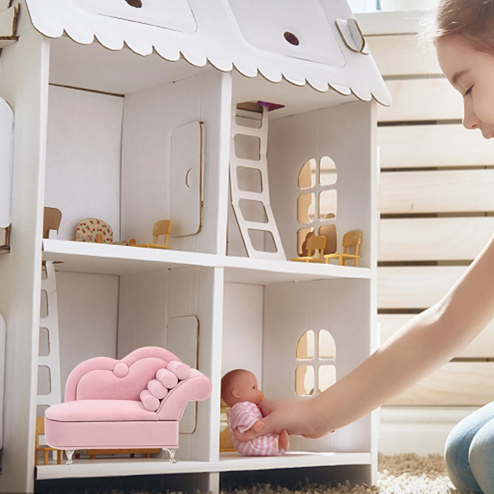 

Delicate Mini Sofa Craft for Mini House Layout Stylish Exquisite Workmanship Romantic Warm Ambience Jewelry Box Portable Home