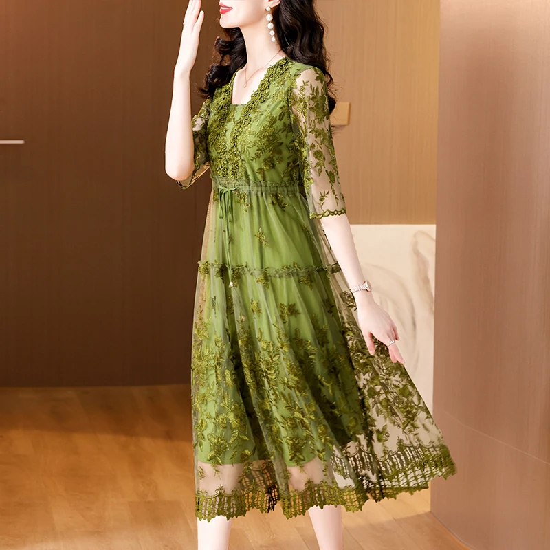 2024 New Embroidery Floral Silk Midi Dress Autumn Fashion Chic Butterfly Sleeve Dress Women Korean Elegant Bodycon Prom Dresses