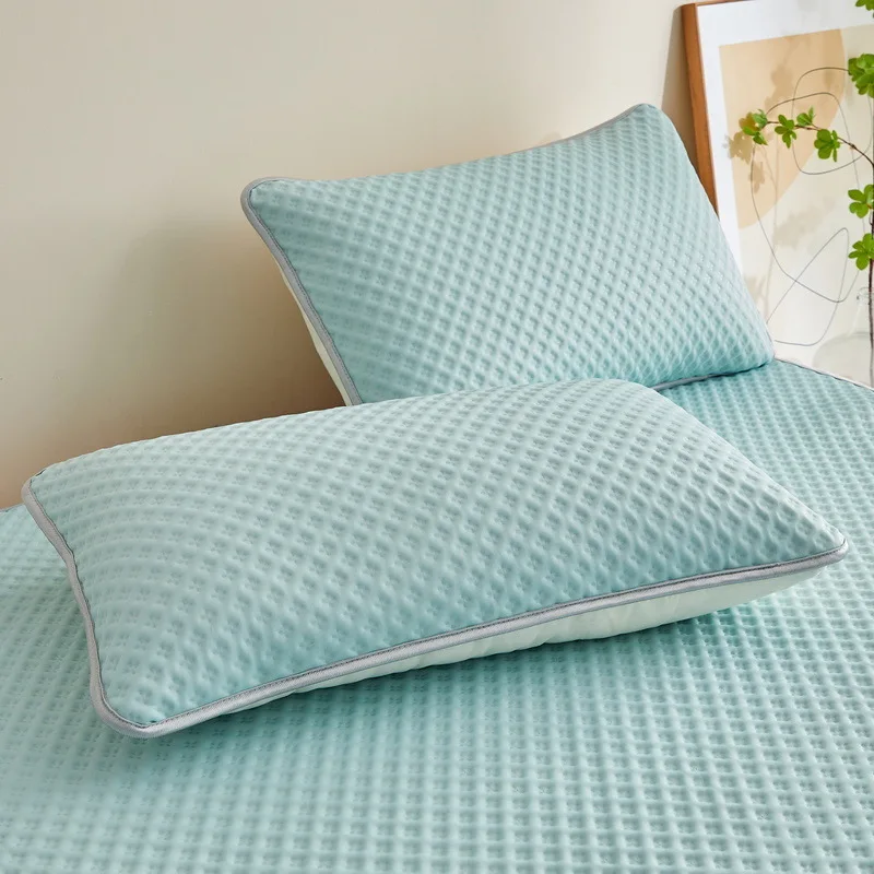 

Cooling Ice Silk Pillowcase Cotton Padded Cover for Bed Sleeping Comfort Decorative Throw Case for Room Home Decor Summer Use