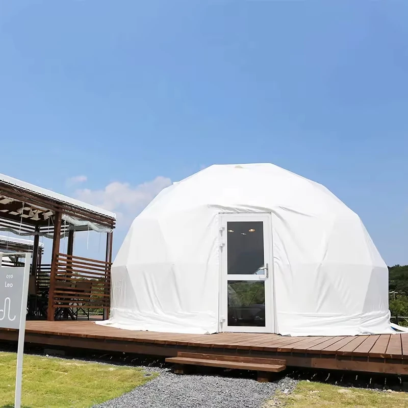 Outdoor Igloo Glamping Luxury Outdoor PVC Dome Hotel House Geodesic Domes Tent  With Toilet and Bathroom