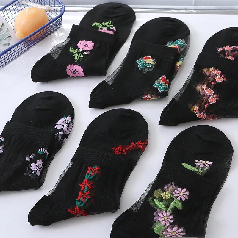 6 Pairs of Ultra-Comfy Luxurious Floral Lace Socks - 3D Textured, Non-slip Mid Tube Design, Breathable Womens Stockings & Hosier