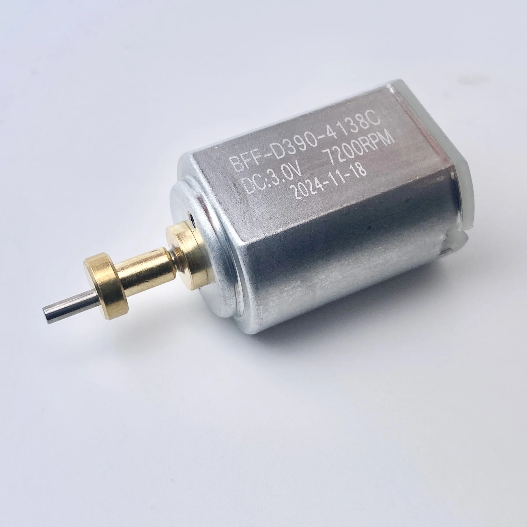 

Hair Clipper BFF-D390 DC 3V 7200RPM Motor Oil Head Push Hair cutting Engine Shaving Razor Electric Tool Parts