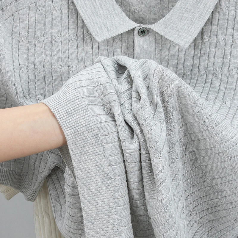 

Мужские трикотажные топы из лиоцелла: модная летняя коллекция 2026 – дышащие вязаные поло с коротким рукавом и льняные трикотажные футболки