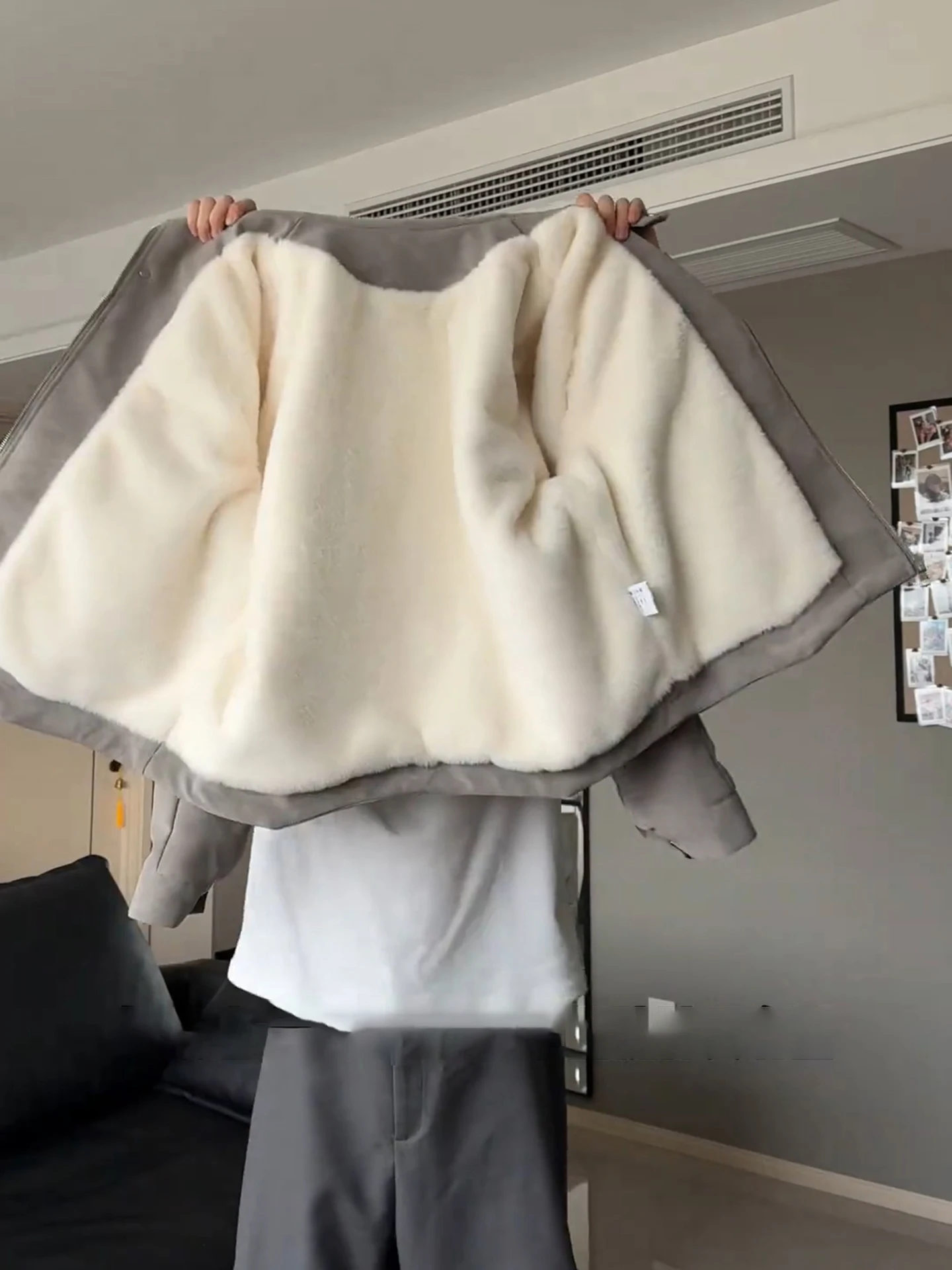 

Американская мотоциклетная куртка для мужчин, зимняя, утепленная, с флисовой подкладкой, из хлопка и кожи, с меховой отделкой, с отложным воротником, износостойкая.