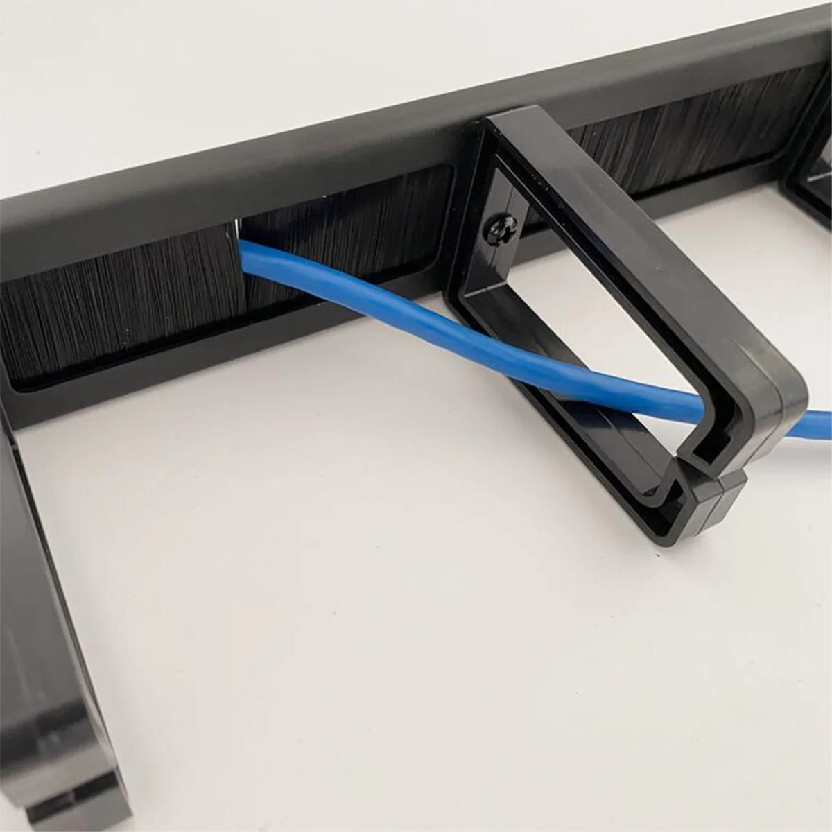 1U 19 Inch Rack Cabinets Cable Management Network Organizer Network Brush Panel Five Ring Detachable Wire Manager Frame