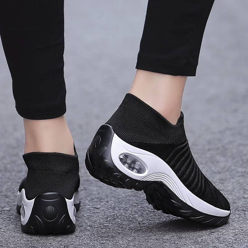 Women Sneakers Summer Fashion Black Sports Casual Shoes Breathable Mesh Lightweight Air Cushion Non-Slip Running Shoe Zapatillas