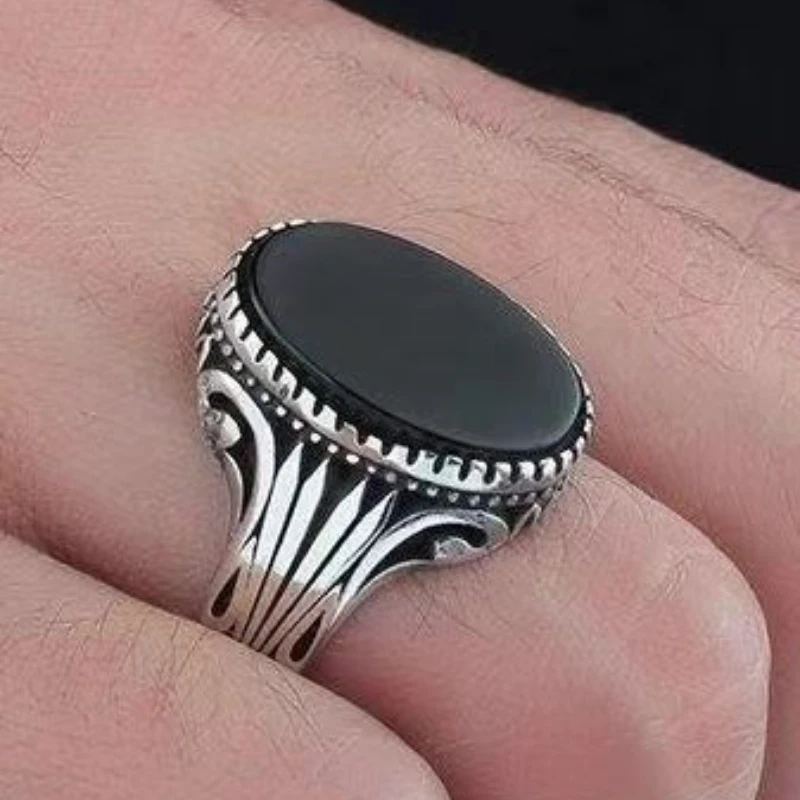 Anillo de alivio para hombres, Gema Vintage negra, patrón Simple europeo y americano, Nueva joyería