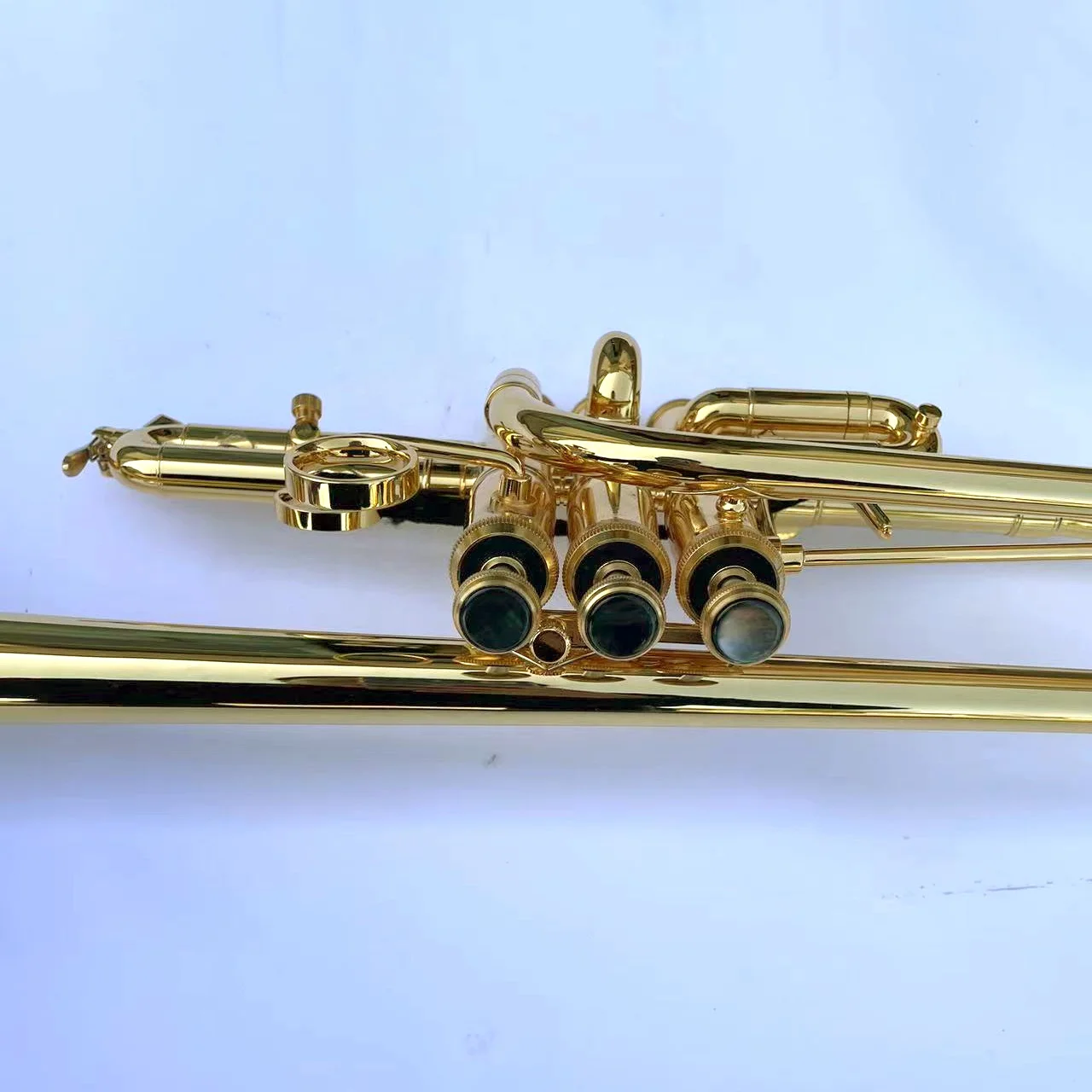 Professional OEM Manufacture Production Golden Plated Brass Instruments Trumpet Low E