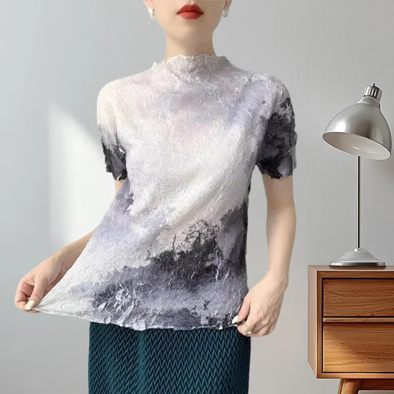 

Summer New Women's Printed T-shirt Miyake Fashion Versatile Elegant Stretch Top National Style Niche Design Tight Short-sleeved