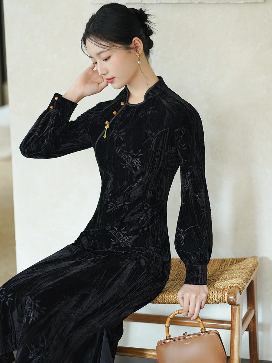 

Элегантное женское платье-ципао с цветочным узором и бархатной текстурой в ретро-китайском стиле, длинное, облегающее, из высококачественного шелка с блеском