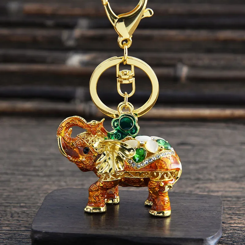 Cute Rhinestone Crystal Nose Up Elephant God Keychain Animal Key Chain Key Ring Holder Pendant Keyring