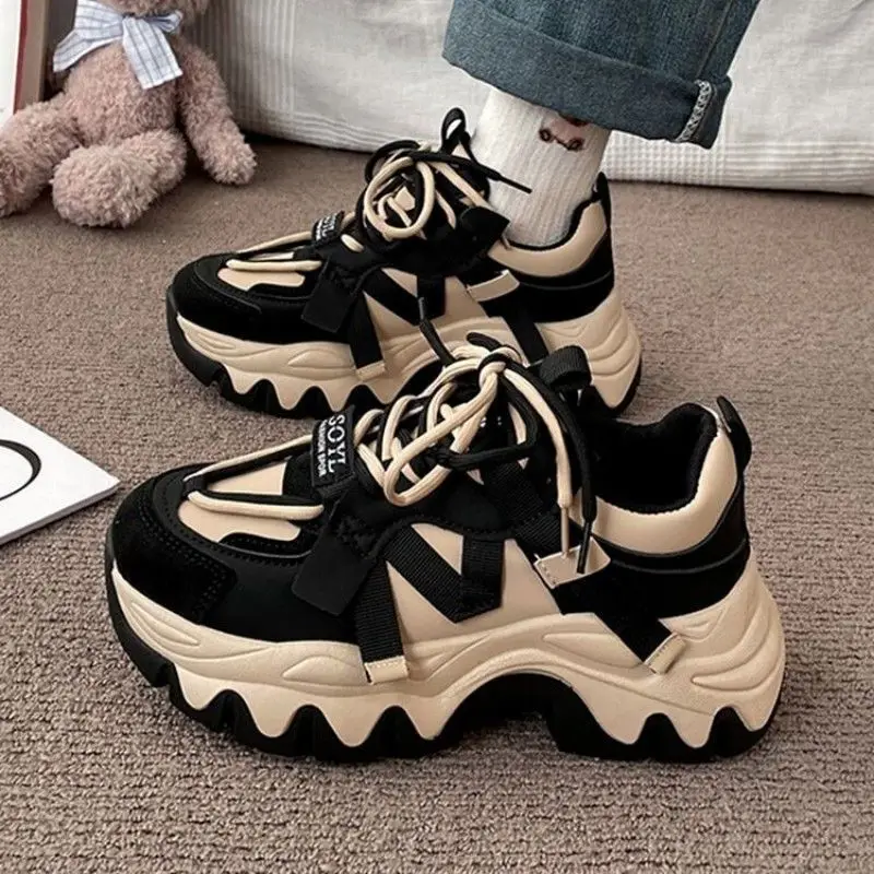 

Women's Flats Thick Bottom Sports Shoes Women Luxury Designer Fashion Casual Sneakers 2026 Autumn Tennis Shoes Vulcanized Shoes