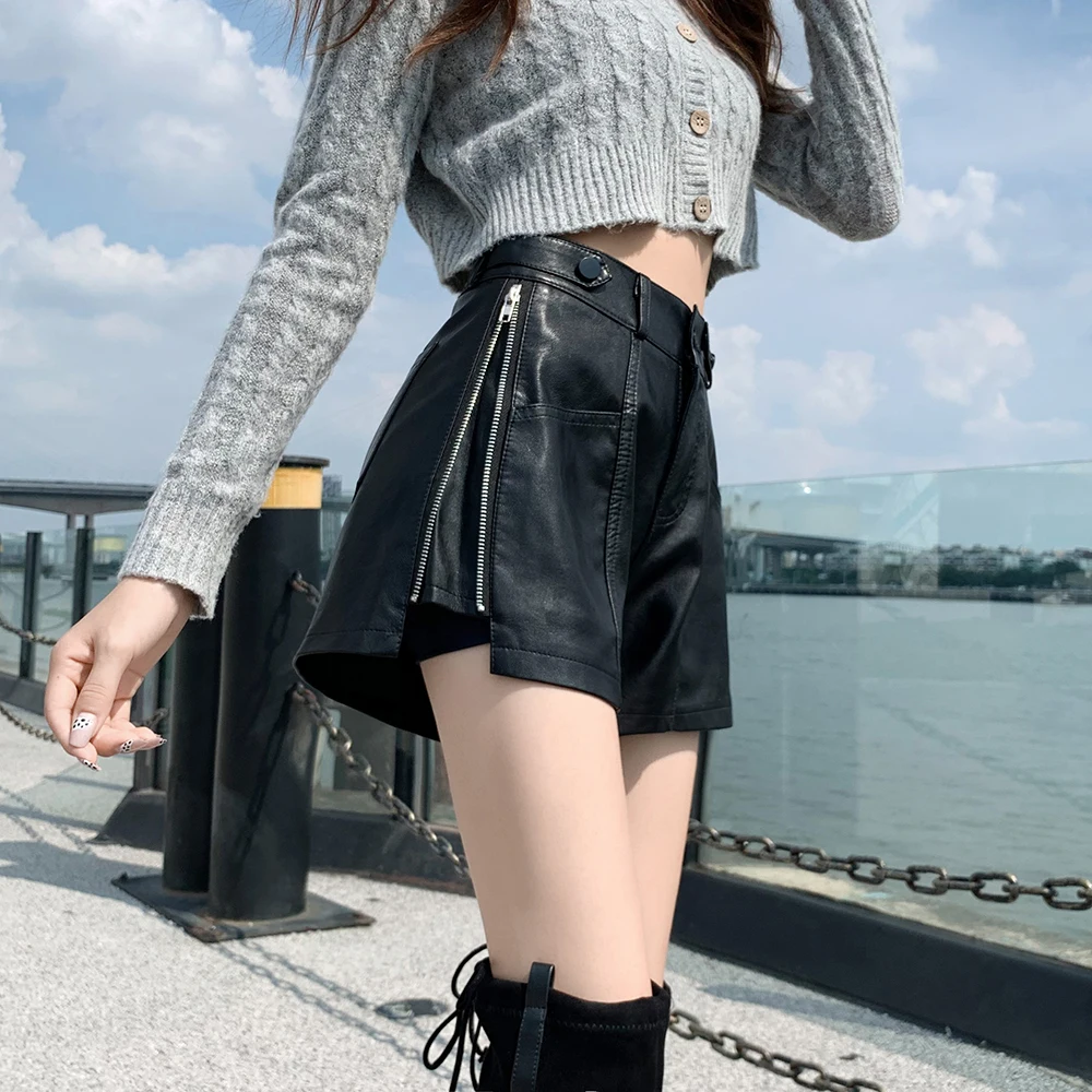 

2024 Fashion Autumn Winter Women High Waist Wide-leg Shorts Female Zipper Loose Shorts Ladies PU Leather Casual Shorts U650