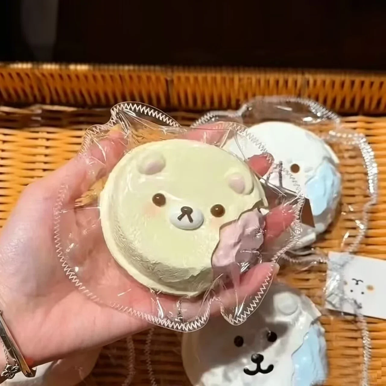 Kawaii Bear Rabbit Seal Squishy Toy, Silicone Slow Rebound Soft Squeeze Fidget, Adult Stress Relief DIY Ornament