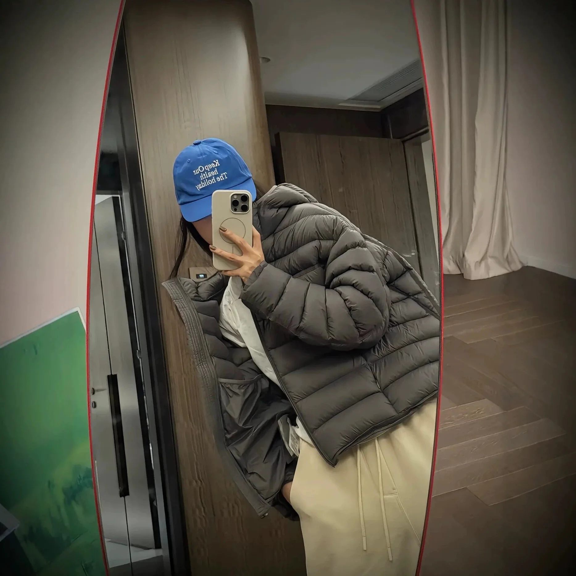 2026 Winter Women's Lightweight Warm Padded Jacket Korean Casual Short Puffer Jacket Woman Zipper Solid Color Hooded Parkas