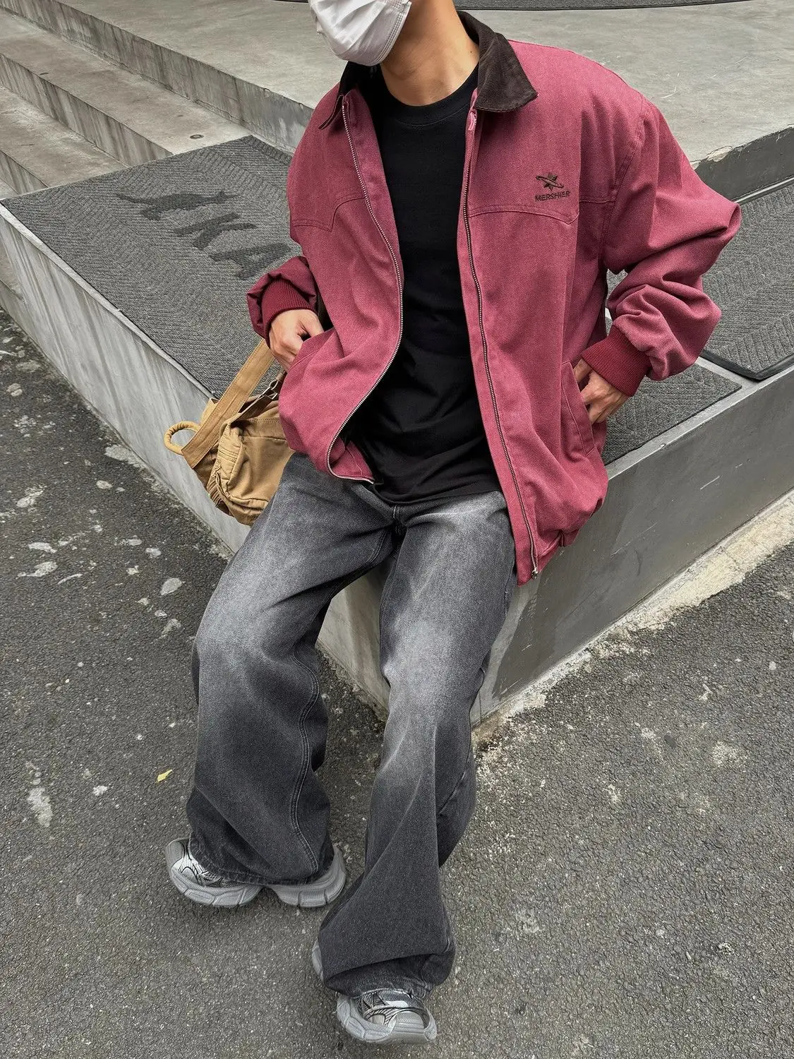 سترات منفوخة للنساء سترة صوف شتوية من الجلد منتفخة بسيطة للنوادي الليلية على الطراز القوطي فريدة من نوعها مزخرفة فنية #3