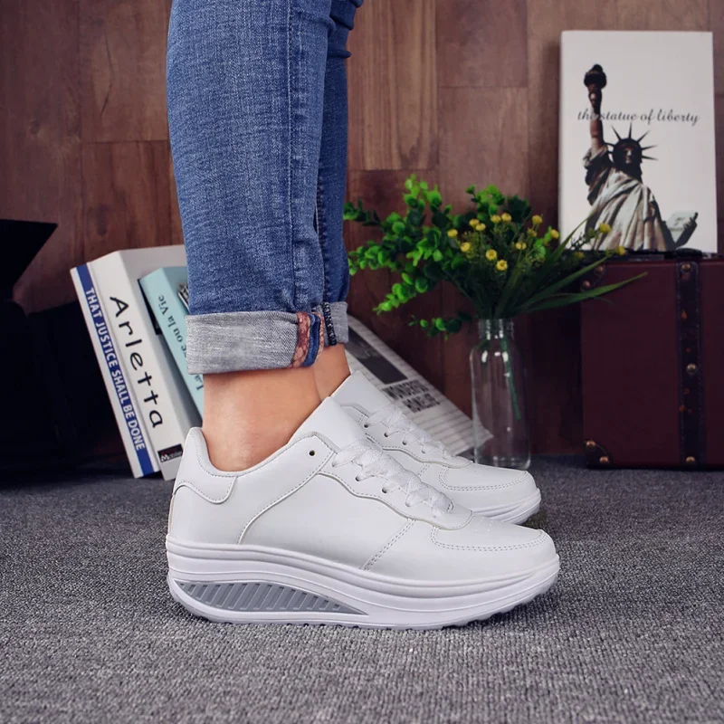 Women Black White High Platform Sports Shoes Sneakers with Platform Woman Trends Ladies Shake Cushioned Nurse Wedge Basket Casua