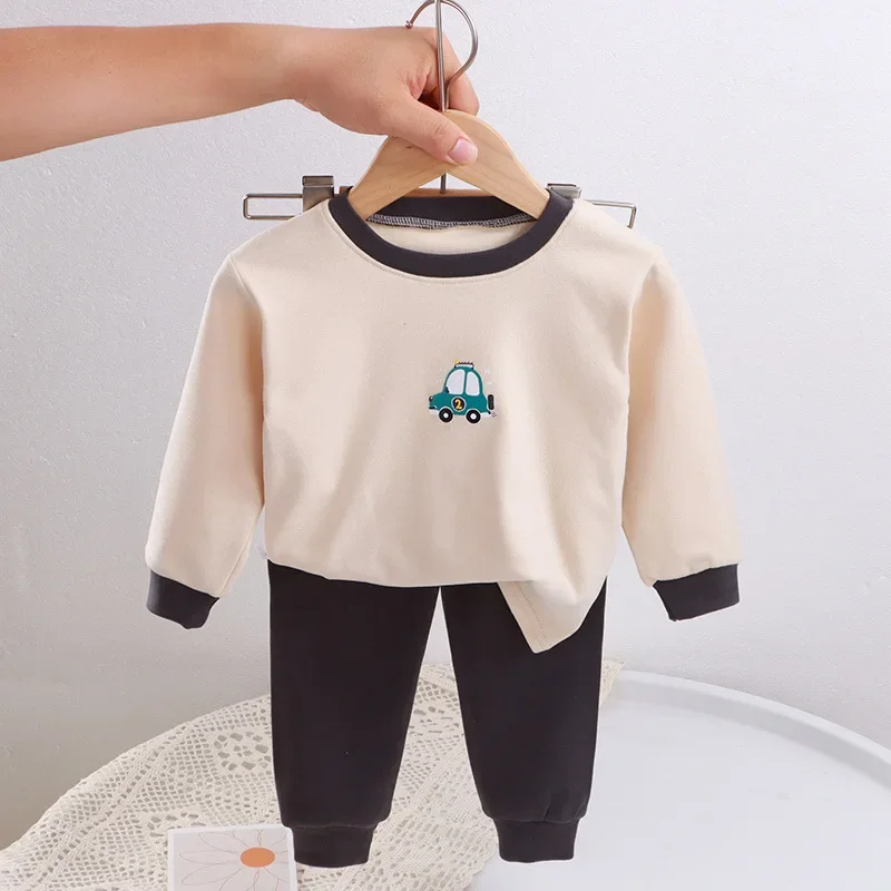 Pyjama chaud d'automne pour enfants, T-shirt de dessin animé mignon, pantalon en Y, vêtements de nuit décontractés pour bébé, ensembles de vêtements de sous-vêtements pour garçons et filles, nouveau, 2024