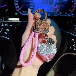 Diamond studded heart-shaped car keychain with creative contrasting color design, fashionable keychain, handbag pendant, women's