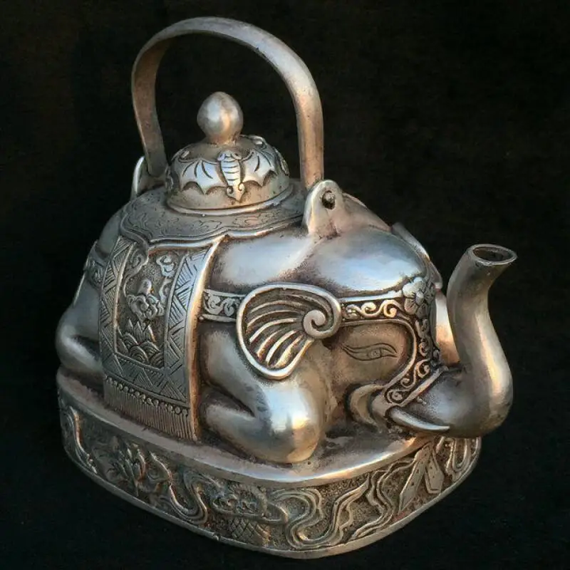 Chinese antique copper auspicious teapot wine pot hand-held beam elephant water kettle home collection ornament handicraft