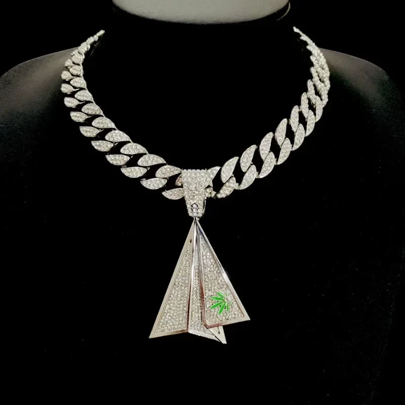 

Aviation-Inspired Cuban Chain Necklace for Men - 3D Geometric Plane Pendant Hip Hop Streetwear Jewelry