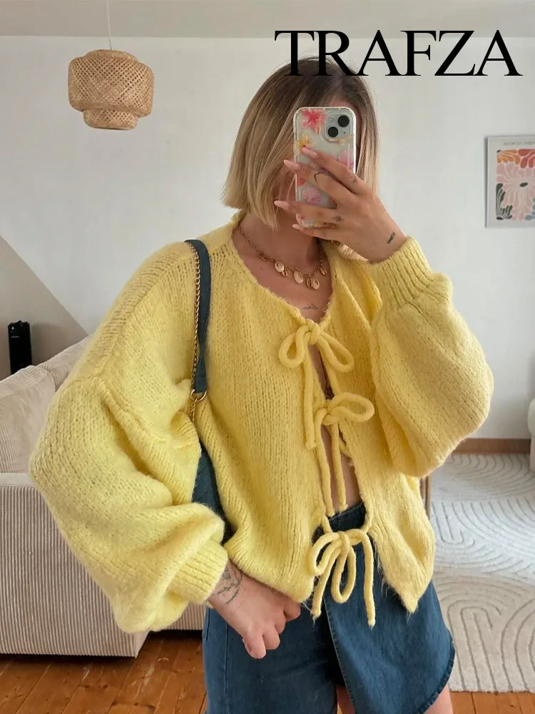 

TRAFZA Women Autumn Elegant Knitted Sweaters Yellow O-Neck Petal Sleeve Bow Lace-up Decoration Female Versatile Cardigans Mujer