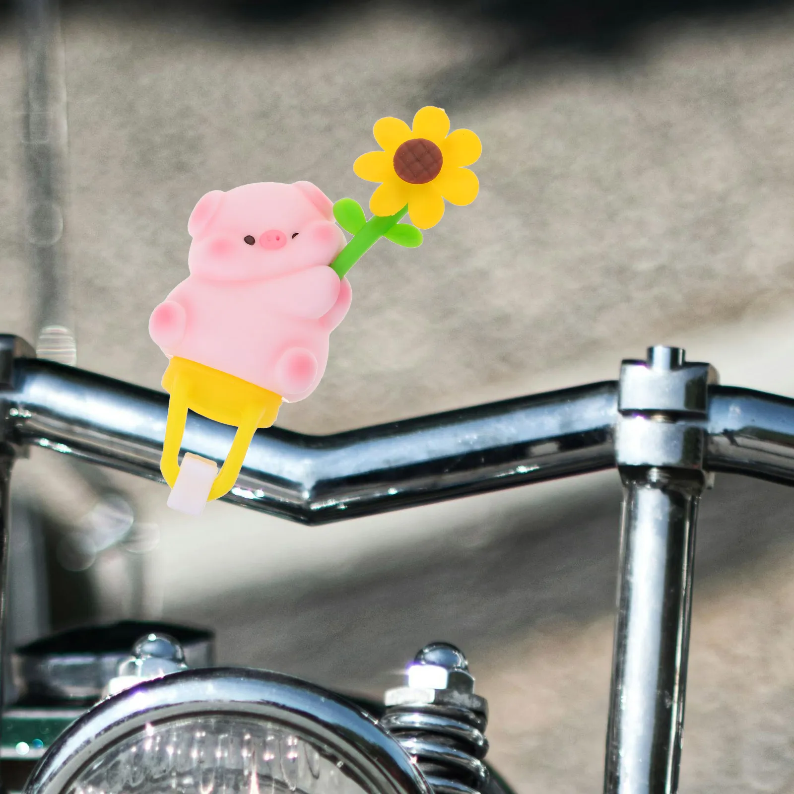 

Piggy Decoration Motorcycle Handlebar Accessories PVC Durable Fade Resistant Bike Decor Mount Ornament Handlebar