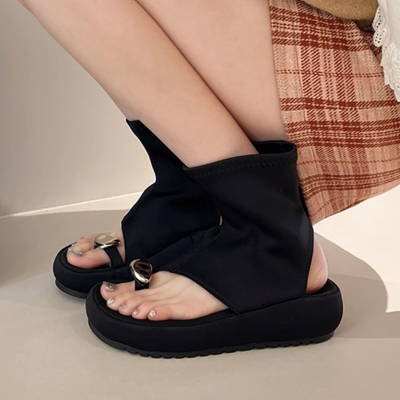 

Women Ankle Cool Boots Sandals Flats Platform Shoes Designer New 2025 Summer Fashion Sandals Clip Toe Slippers Woman Sandalias