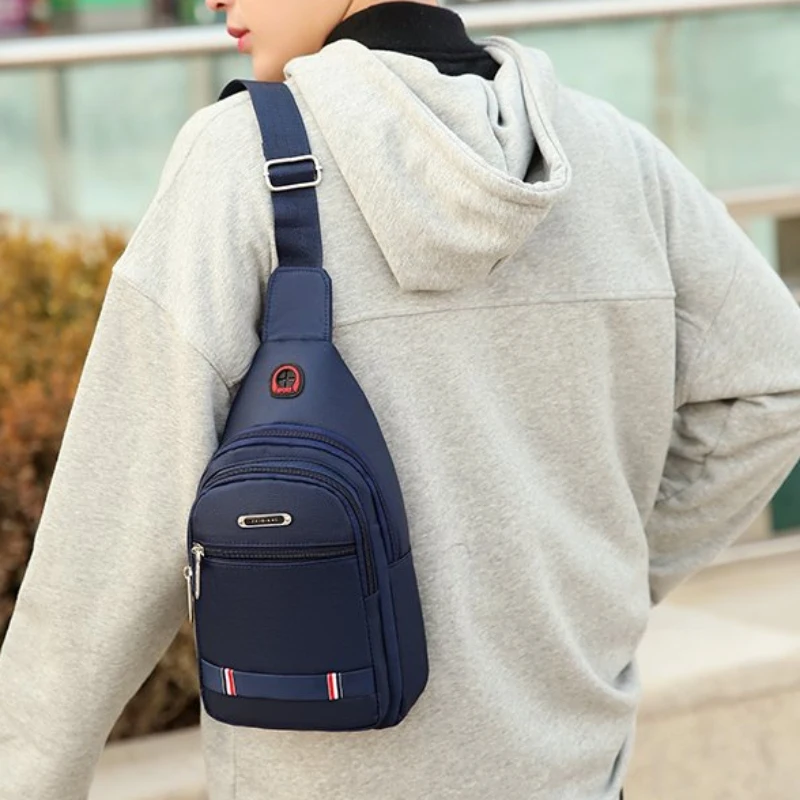 

Men's Crossbody Bag Sports Casual Backpack Portable Travel Shoulder Bag Urban minimalist style men's three-zipper bag