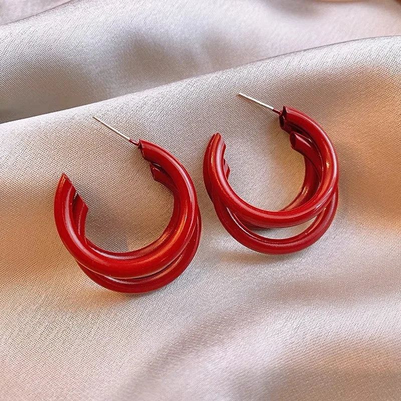 Exaggerate Red C-shaped Drop Earrings Vintage Spray Painting Alloy Gometric Earring for Women Commuting