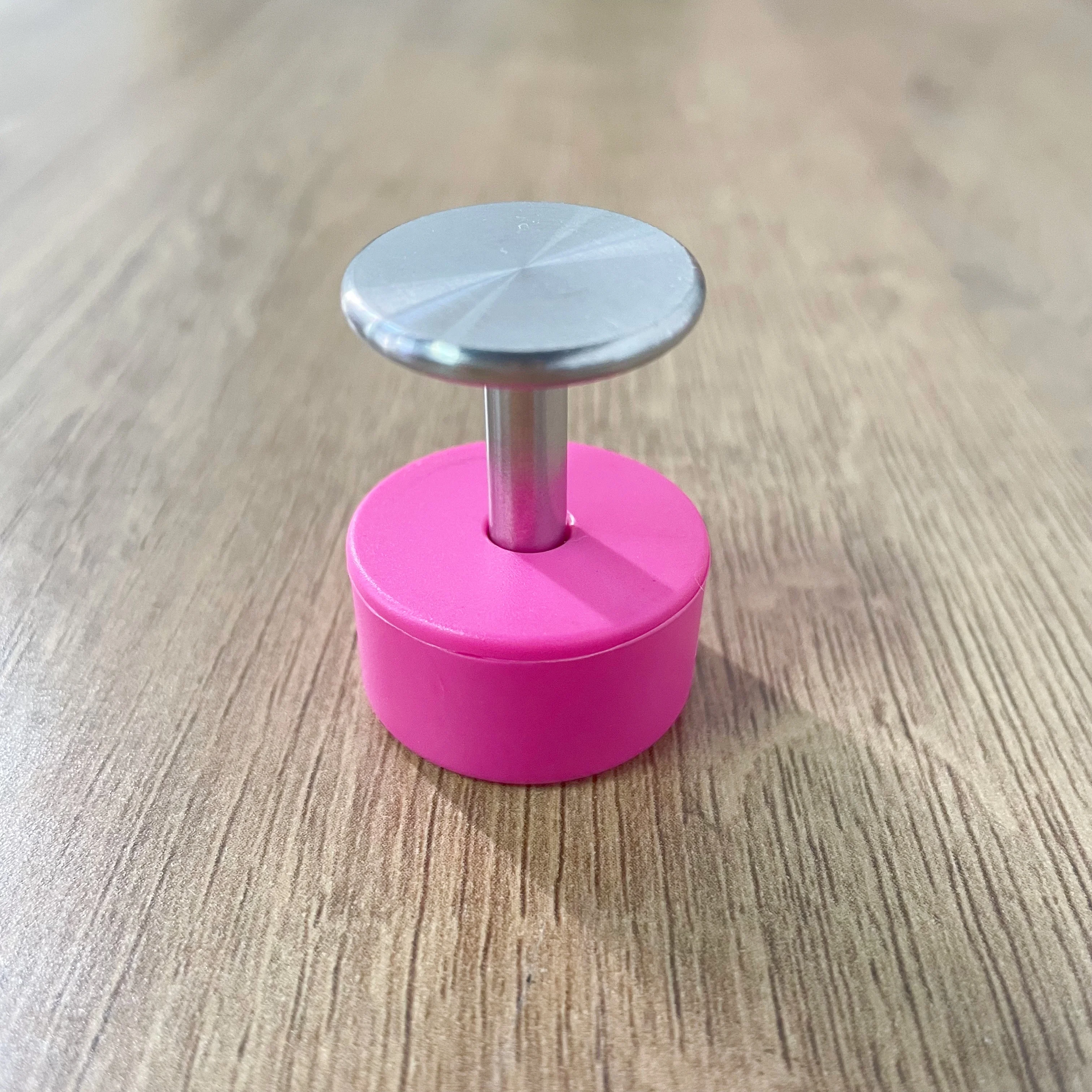 Rose Red Plastic Lock with Steel Pin PVC Cap Magnet Key Pink Magnetic Lock for Restraint Belt Patient Safety Hospital Transport