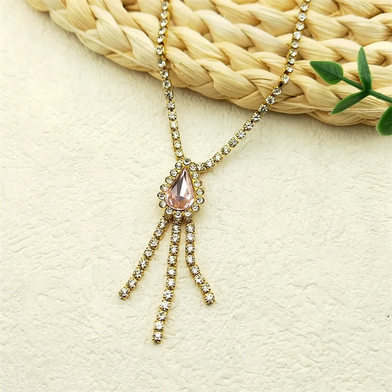 

Red Waterdrop Rhinestones Tassel Pendant Necklace For Women Stainless Steel Gold Color Y Shape Statement Choker Chain Jewelry